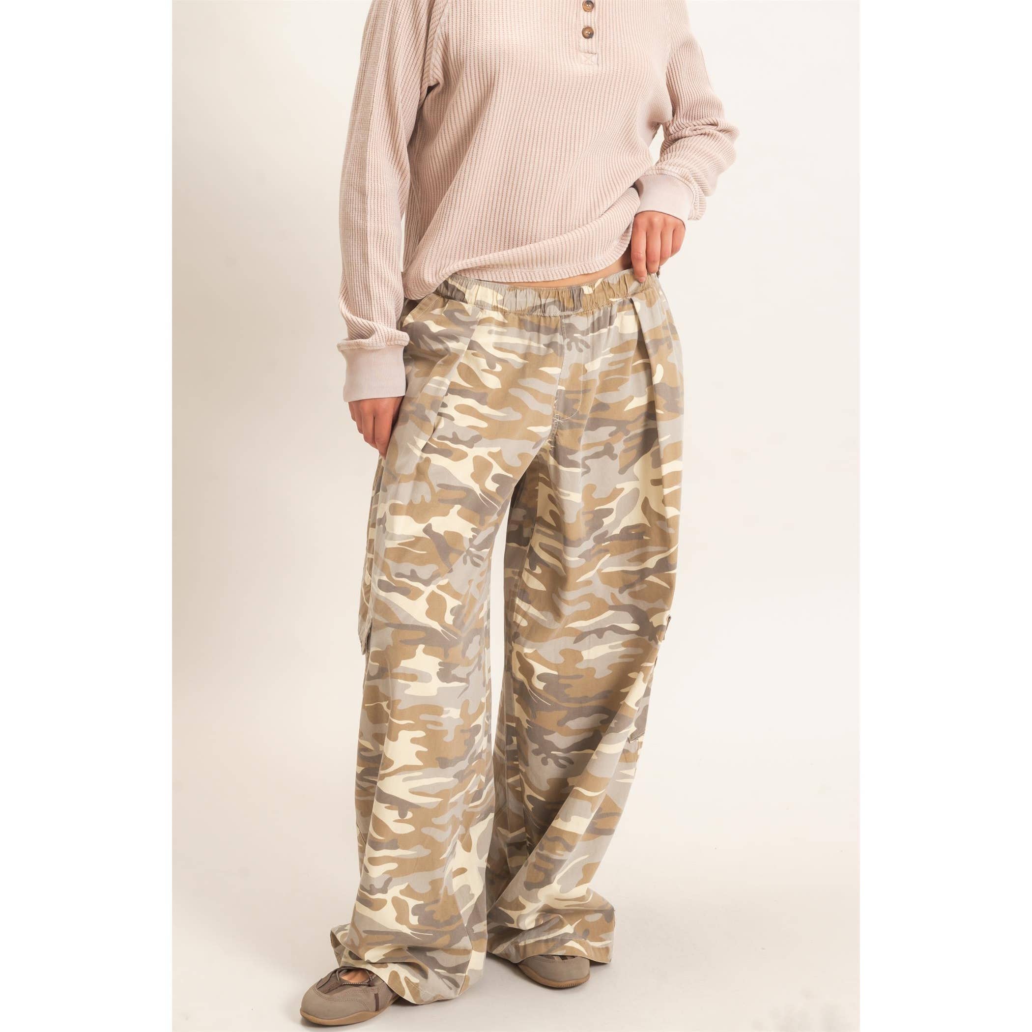 Camouflage Cargo Pocket Pants: STONE