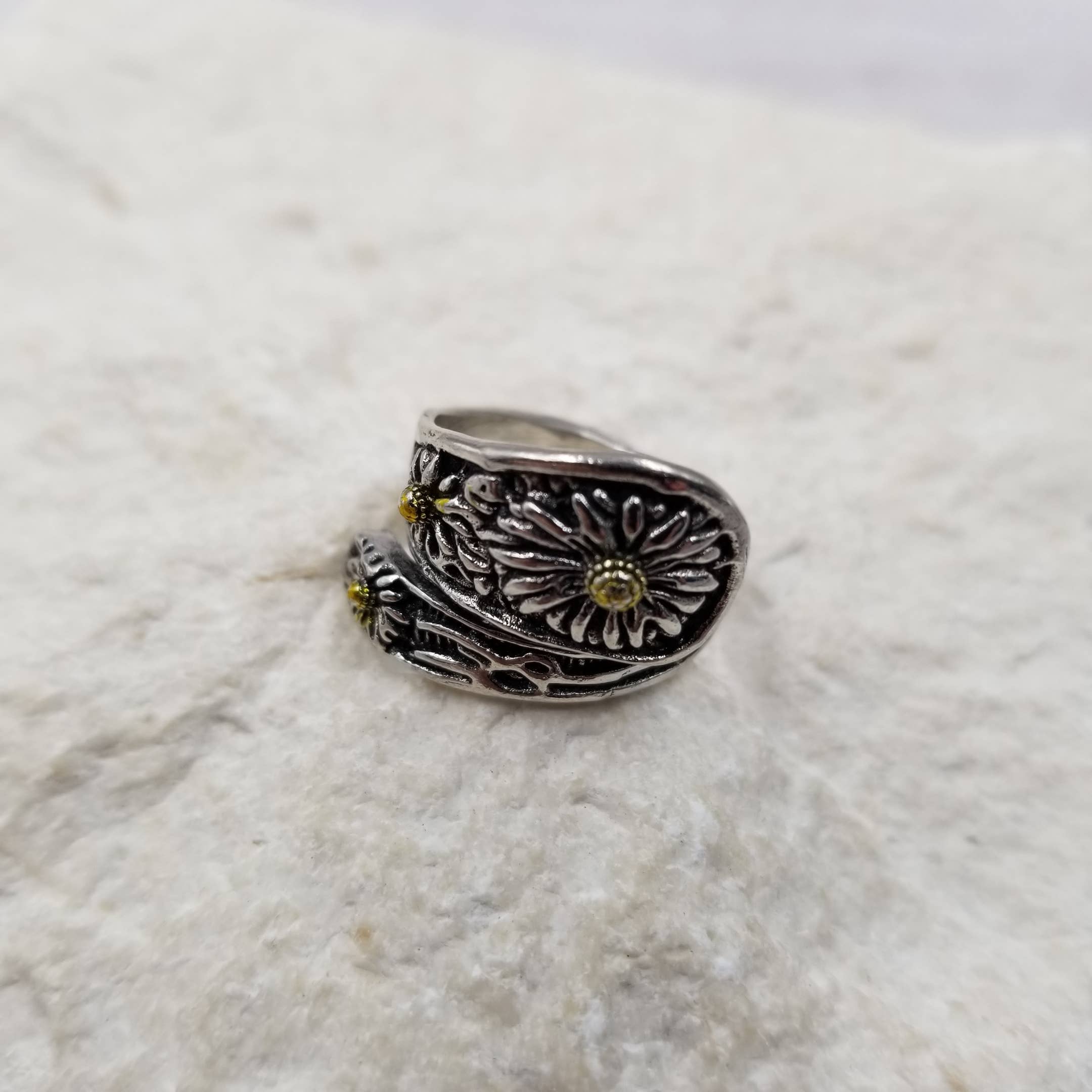 Vintage Silver Carved Sunflower Ring