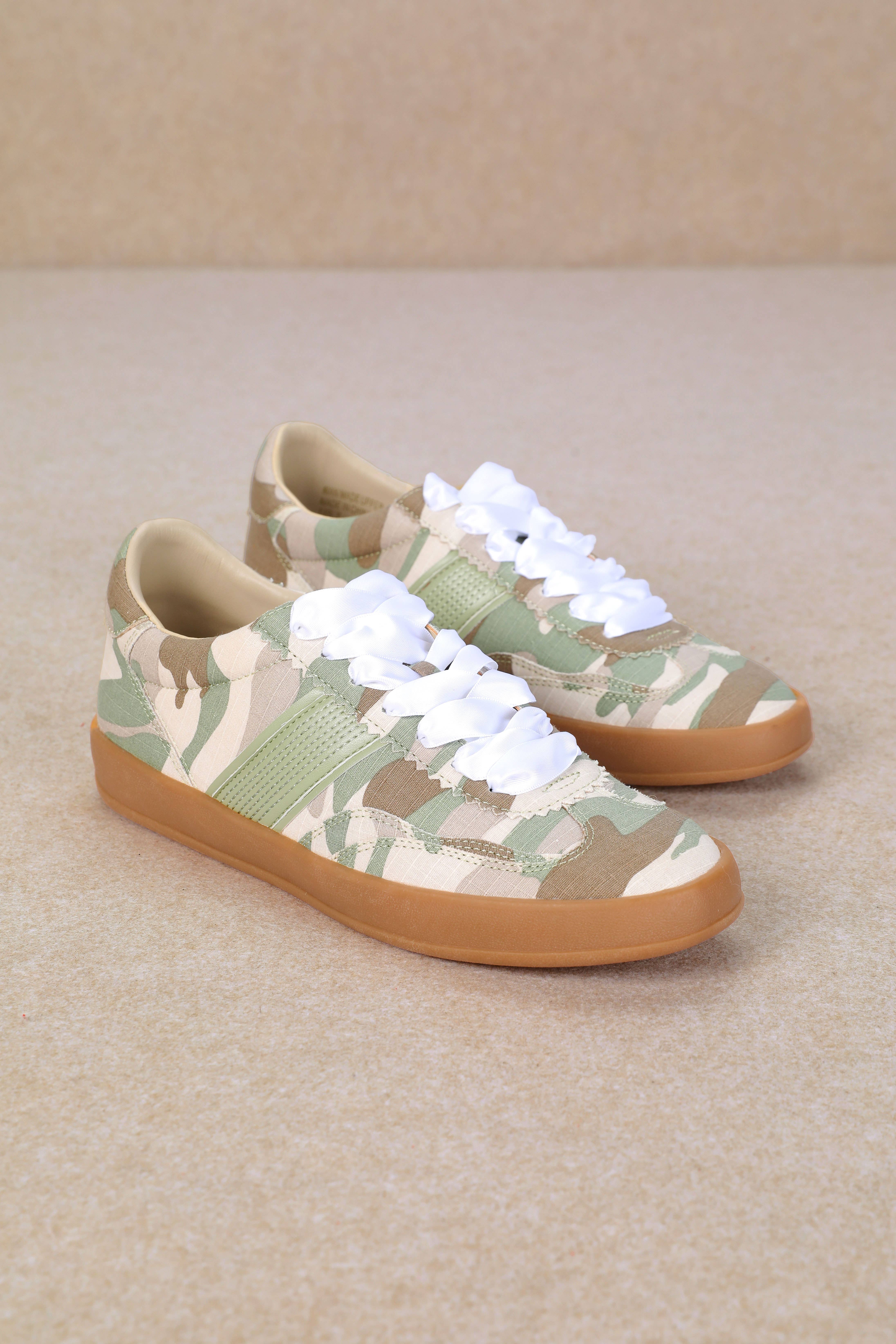 DIXIE: Camo Green Sneaker