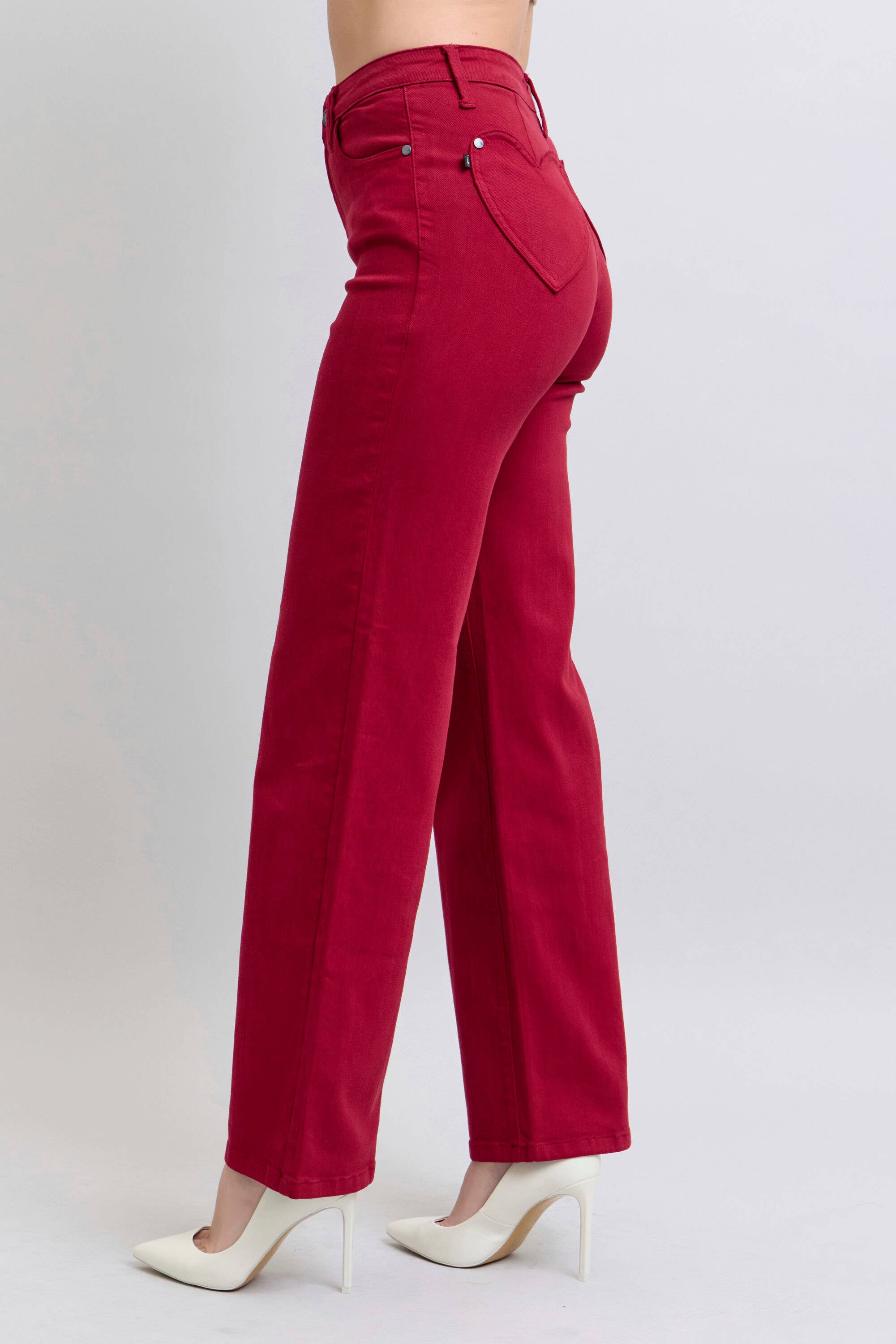 Heart Shaped Back Pockets High Waisted 90's Straight: Scarlet, 15(32)