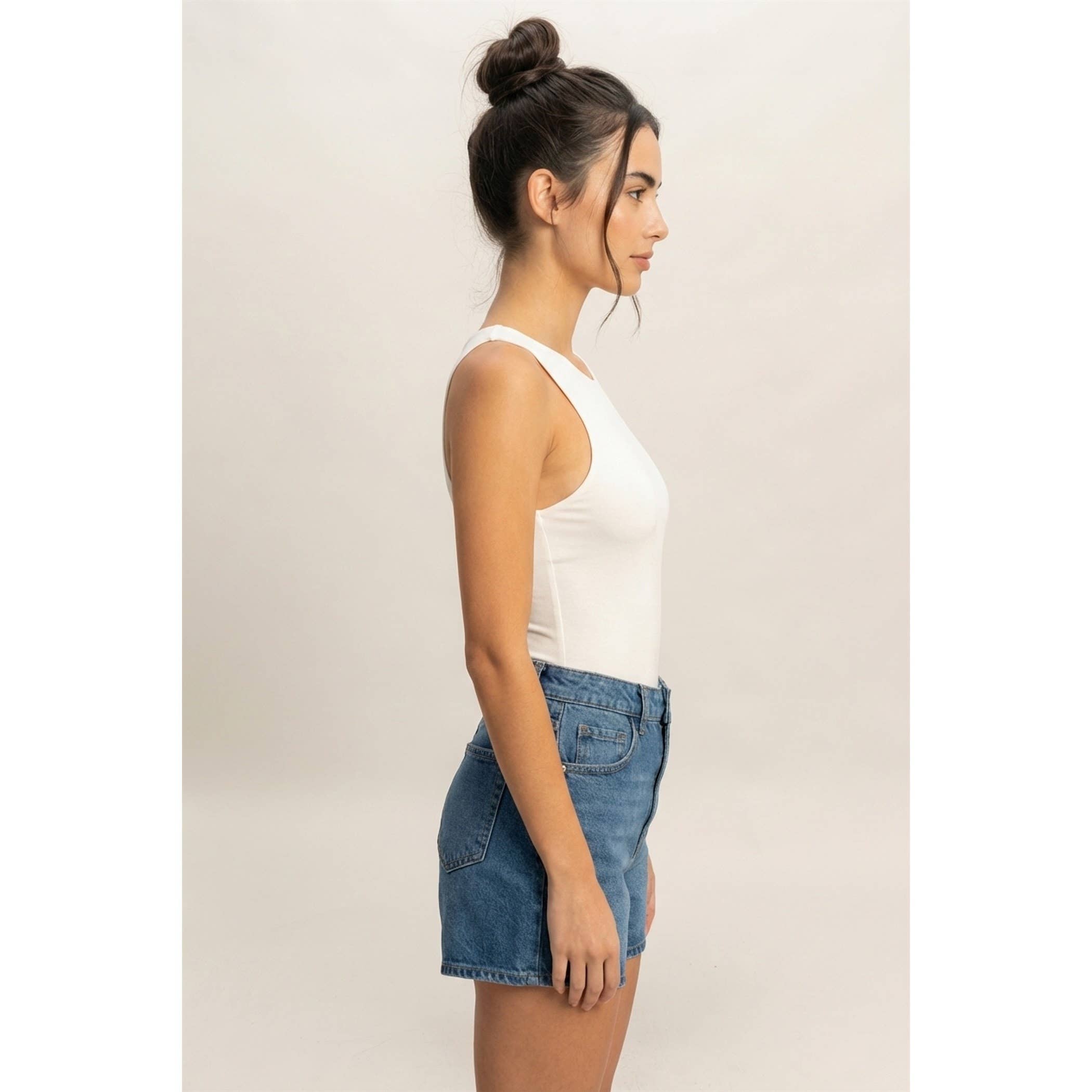 Sleeveless Tank Top Bodysuit: BLACK