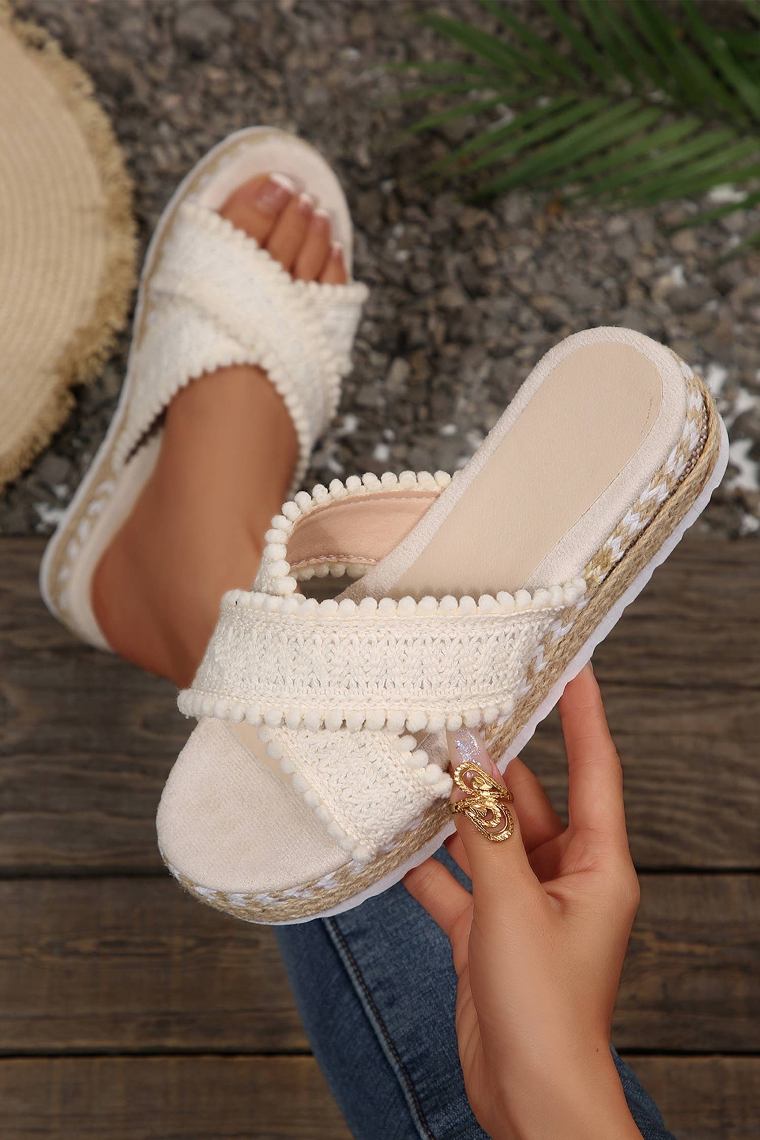 Pompom Knit Platform Slide Slippers: White, 10(42)