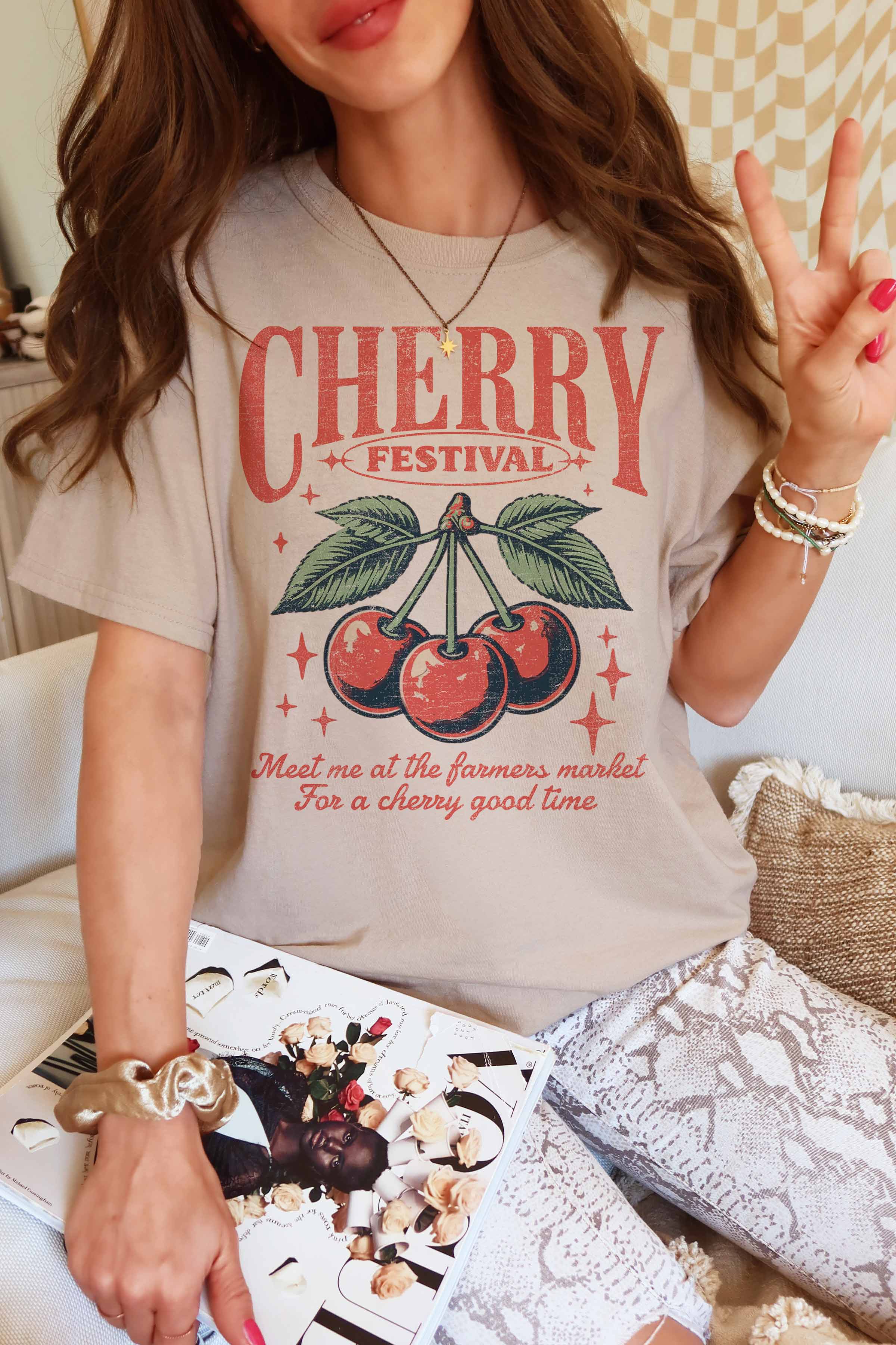 CHERRY FESTIVAL OVERSIZED TEE: IVORY, M/L