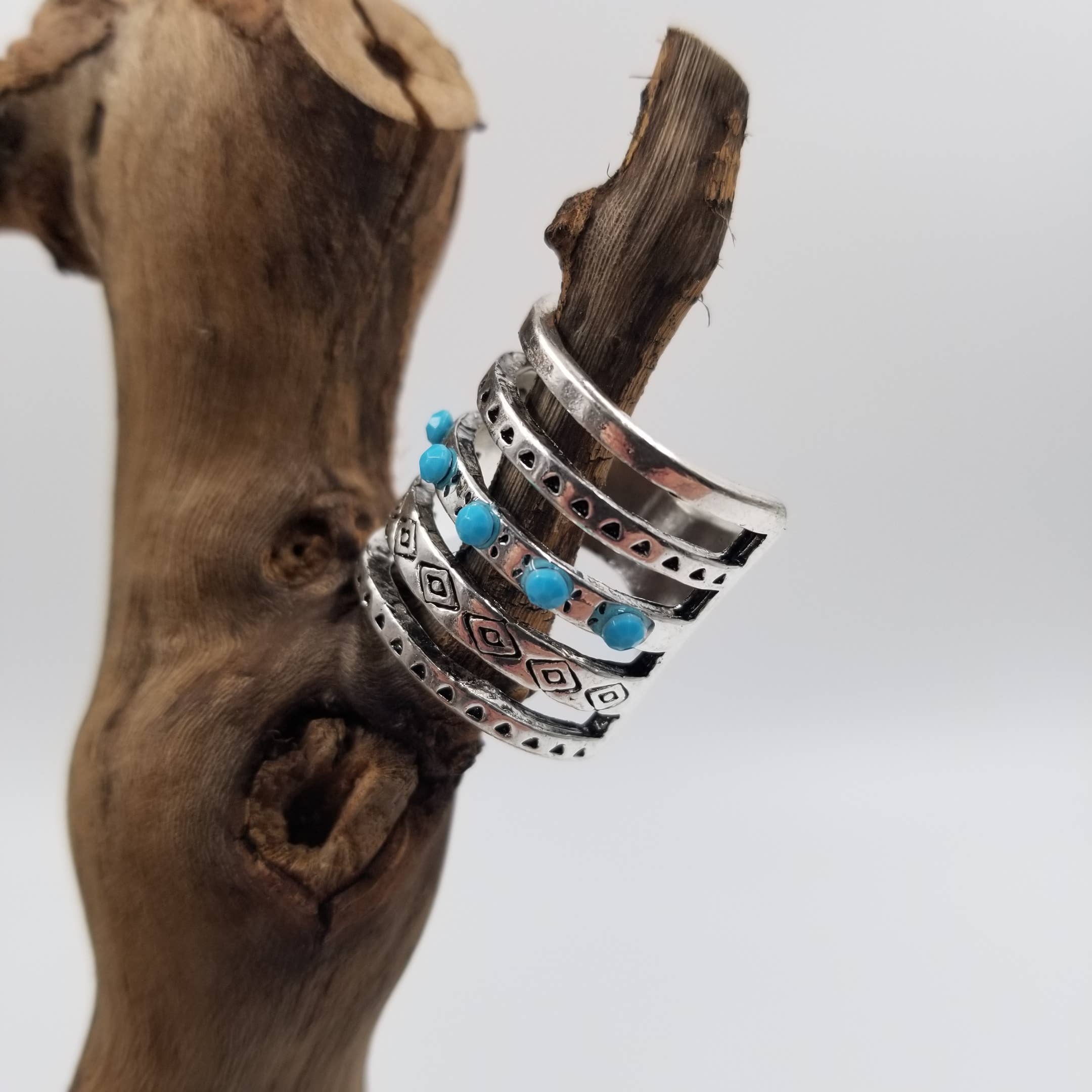 Vintage Carved Geometric Ring: 10