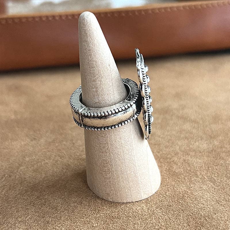 Western Concho Ring: Silver