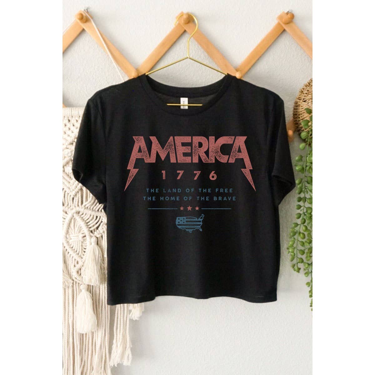 AMERICA 1776 GRAPHIC CROP TOP: Black, S-M-L-XL(1-2-2-1)