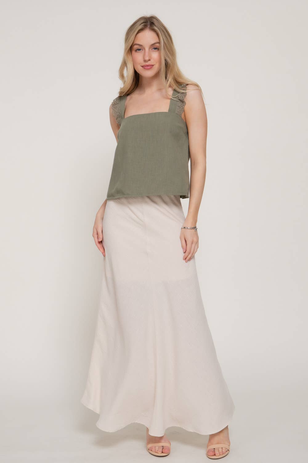 Square Eyelet Ruffle Woven Top: OLV-olive, L
