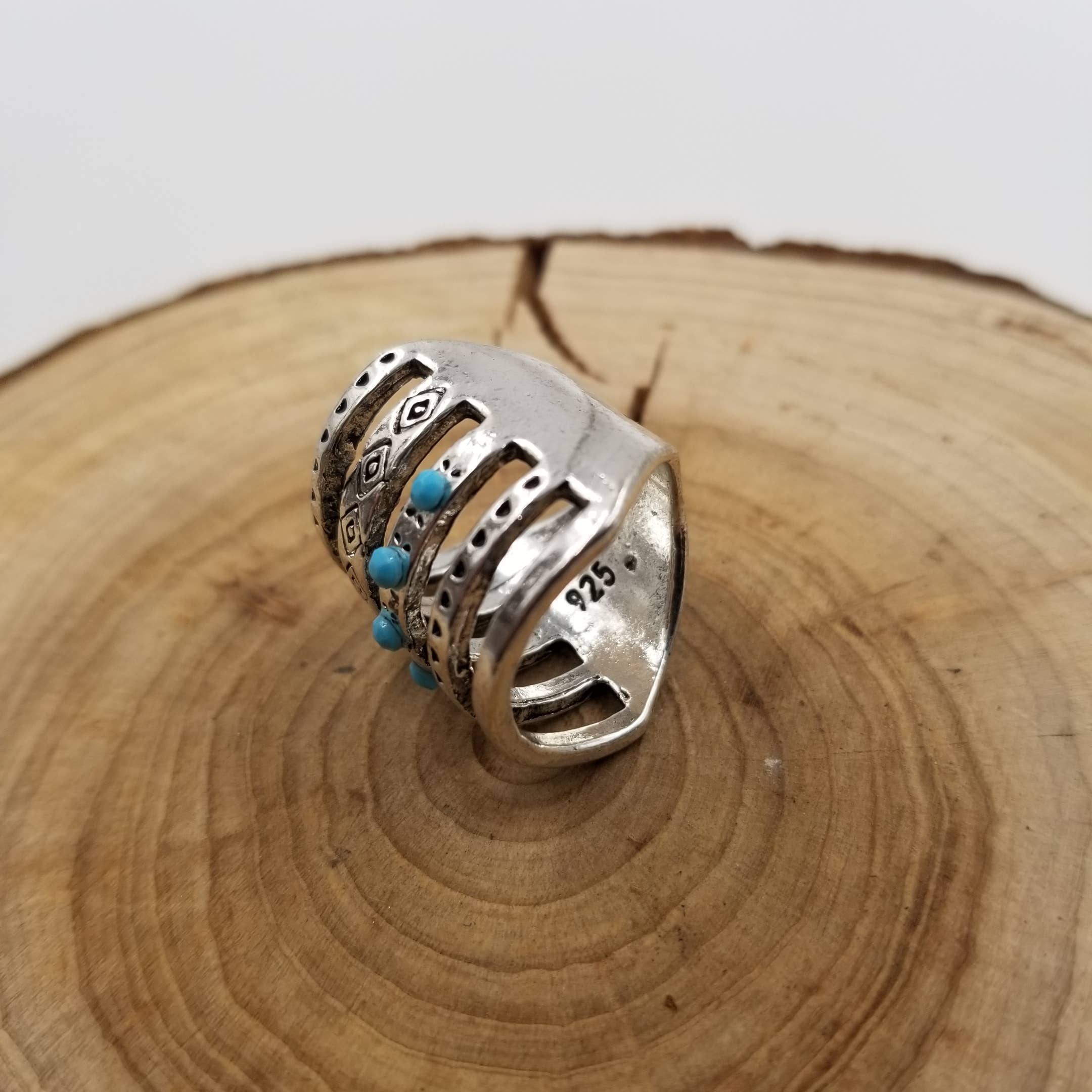 Vintage Carved Geometric Ring: 10