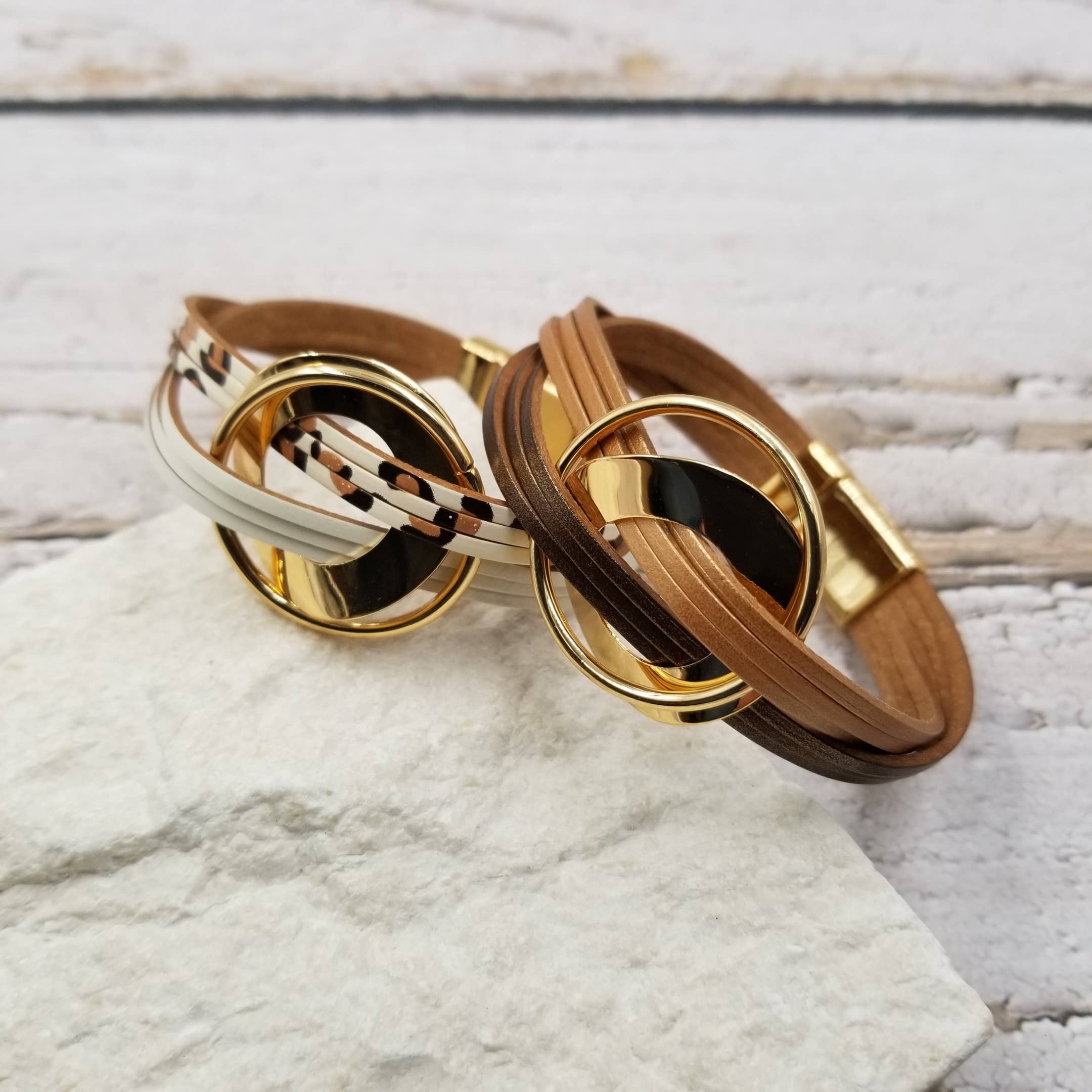 Cross Loop Stack Leather Magnetic Bracelet: Brown