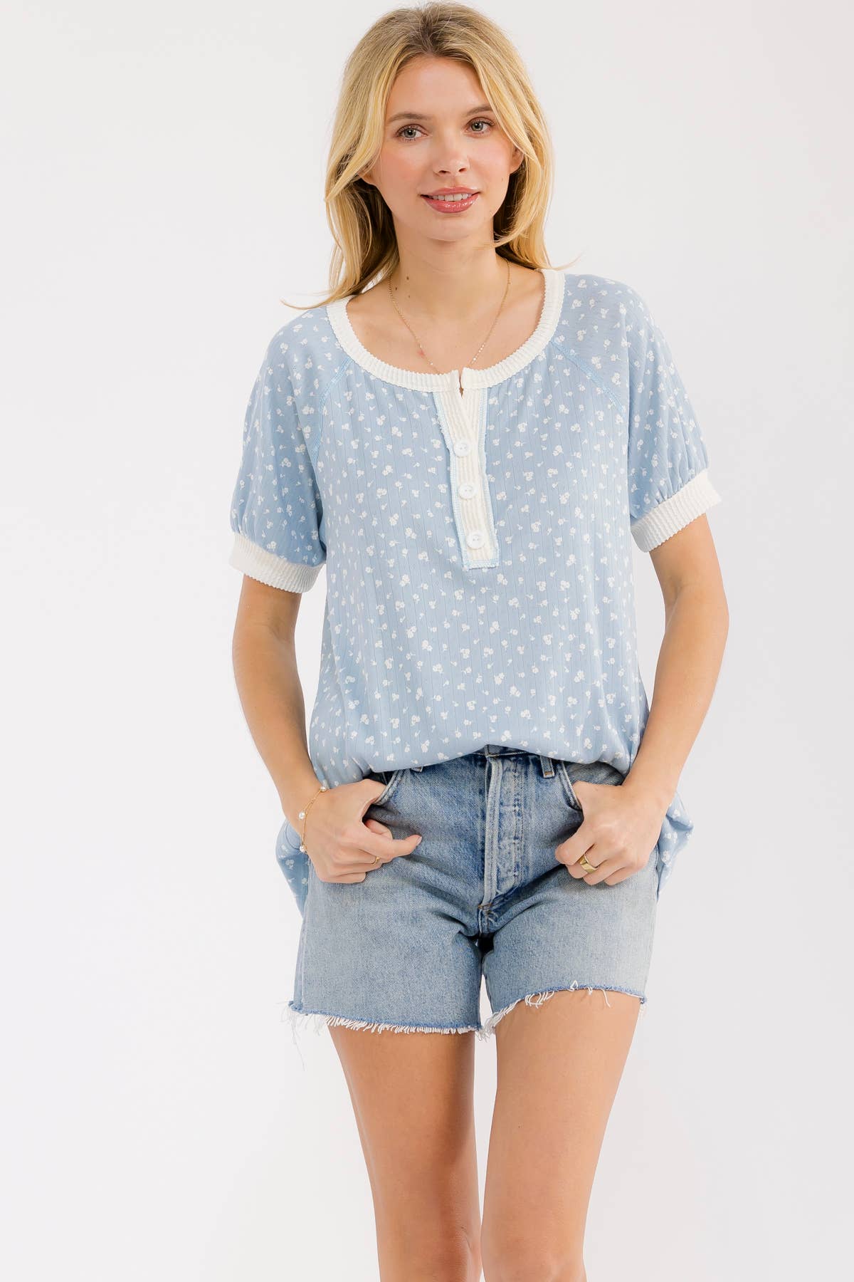 PLUS SIZE Floral Contrast Trim Henley Top: Blue, 1X