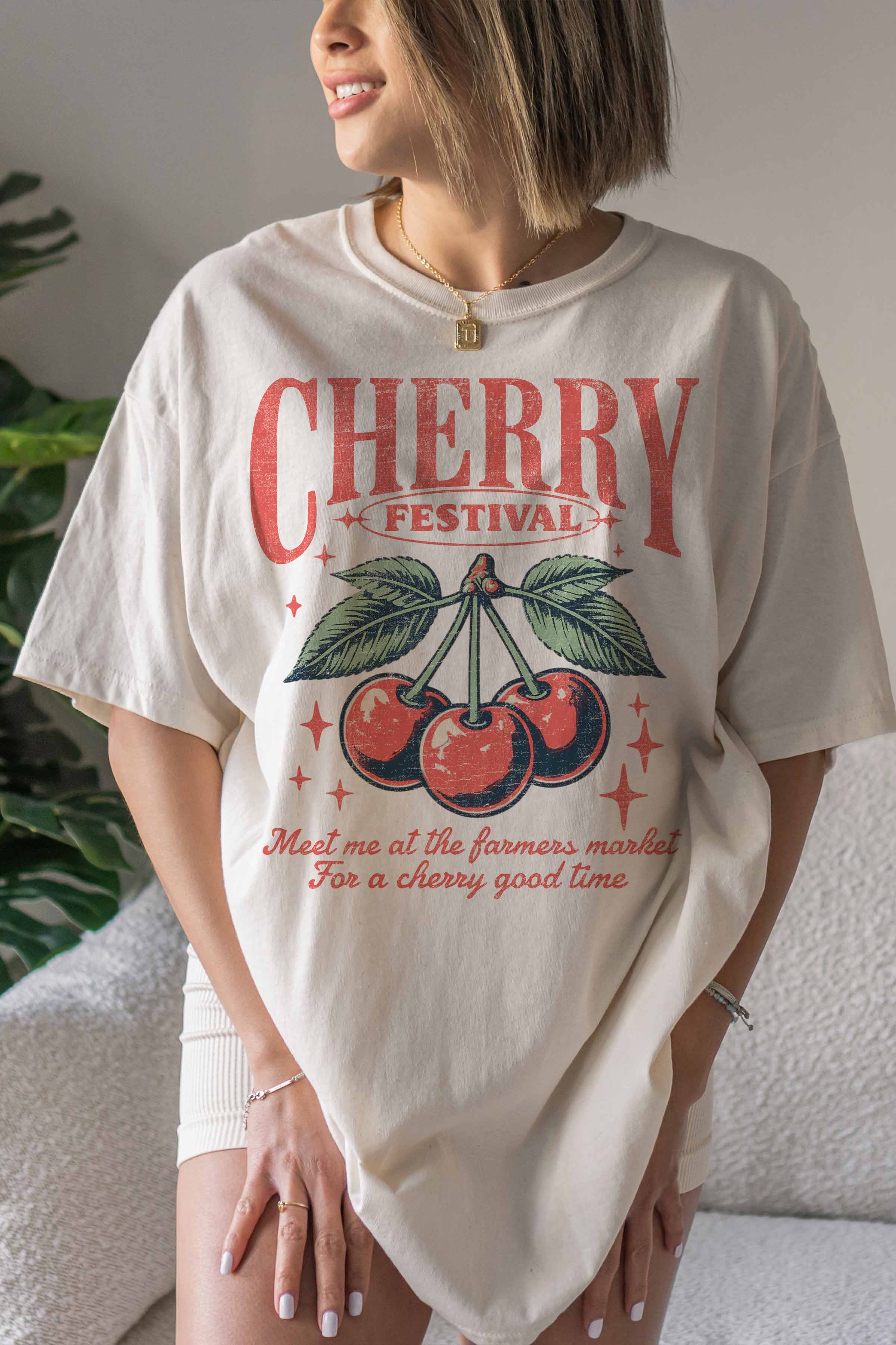 CHERRY FESTIVAL OVERSIZED TEE: IVORY, M/L