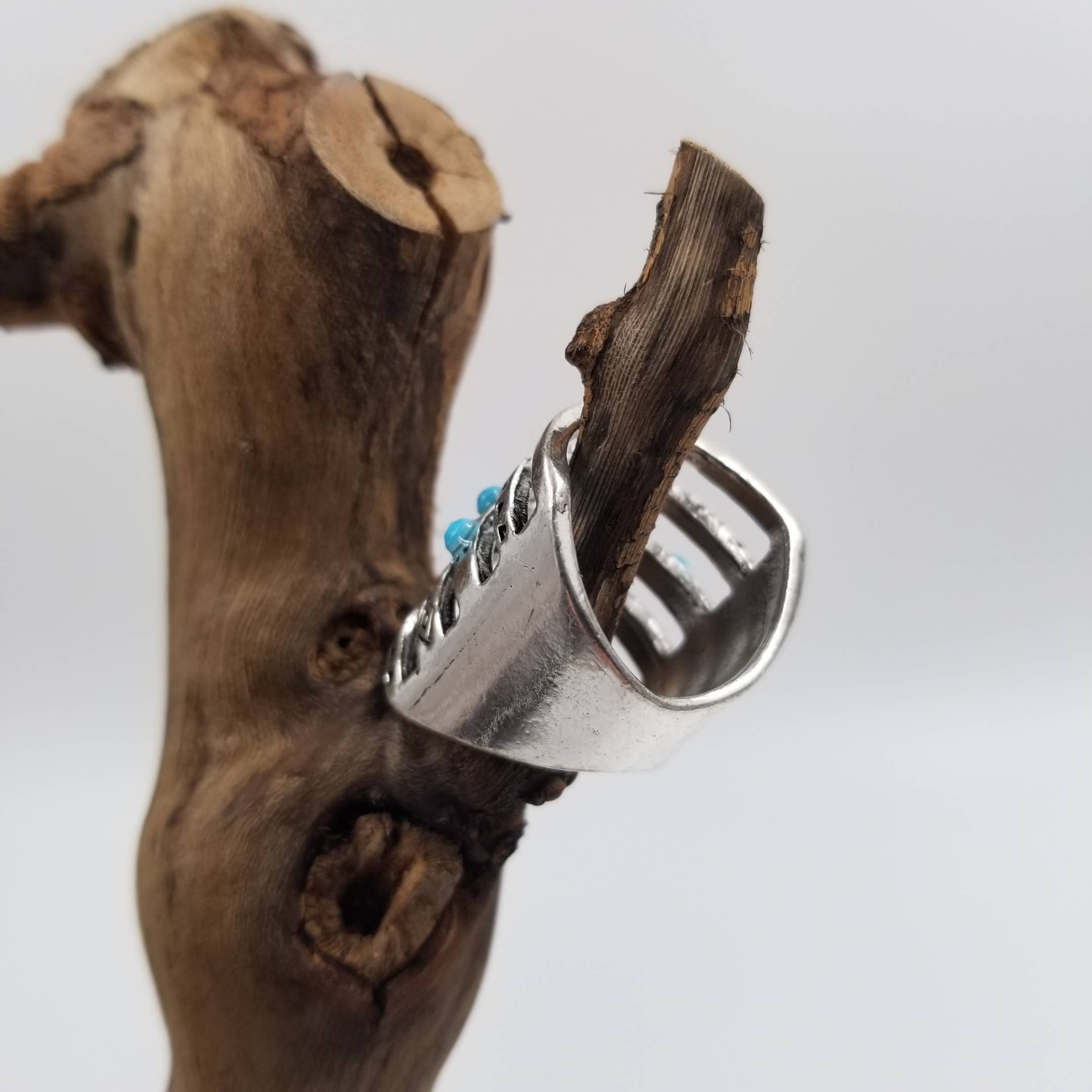 Vintage Carved Geometric Ring: 10