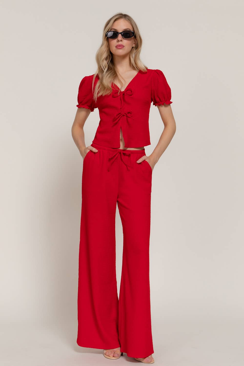 Short Sleeve V-Neck with Tie Top & Texture Pants Set: RED, L