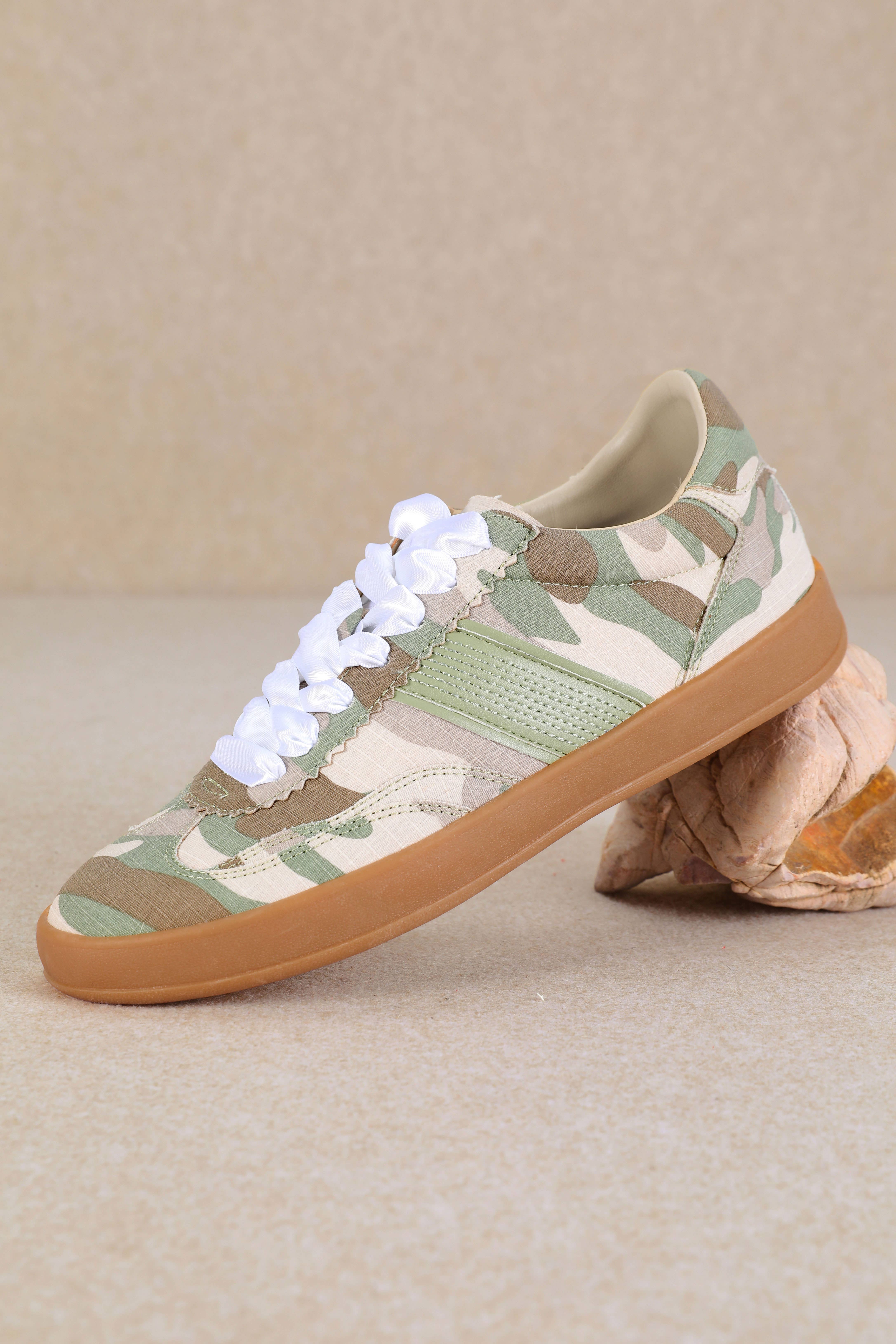 DIXIE: Camo Green Sneaker