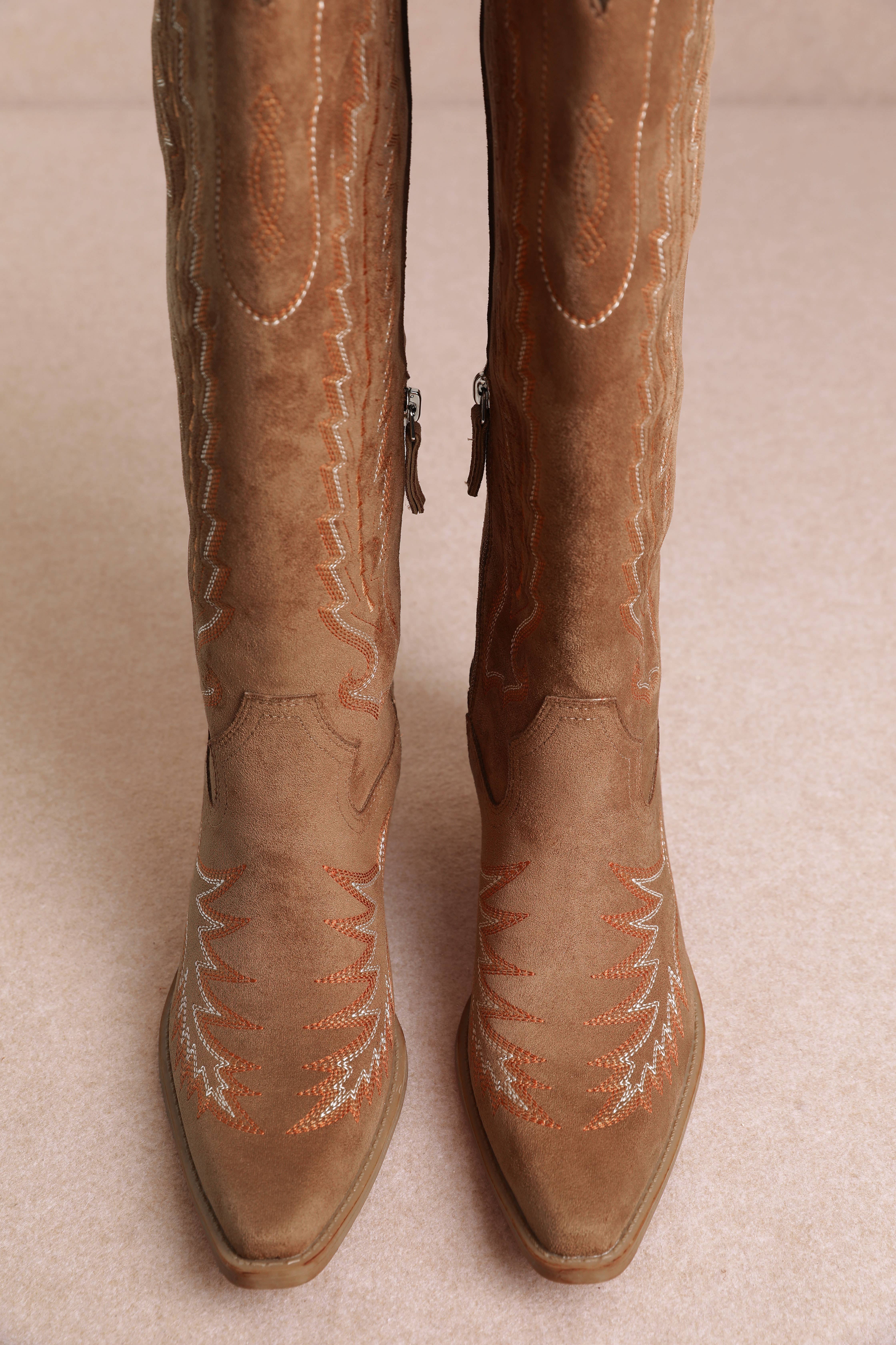 TESSAL: Taupe Boots